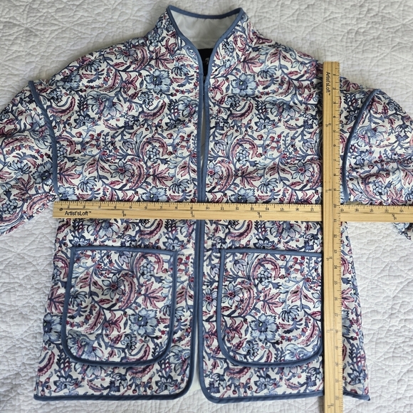 7 For All Mankind Quilted Floral Paisley Jacket White Blue Trim - Picture 15 of 16